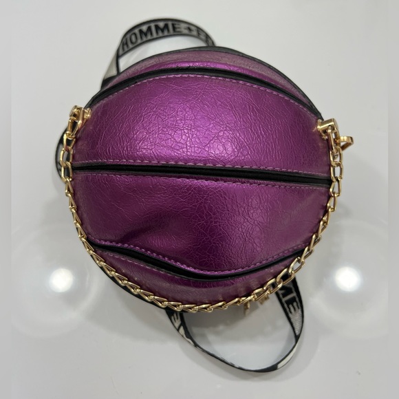 Homme + Femme Crossbody Bag - Picture 2 of 3